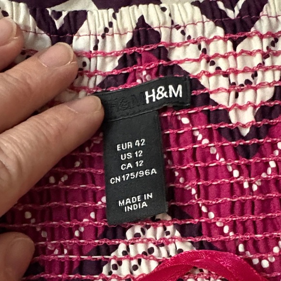 H&M Chevron Dress - Pink and White - Picture 3 of 3